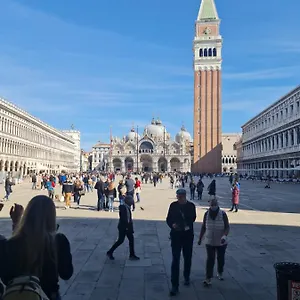 https://san-marco-paradise-apartment.hotelslidodijesolo.com