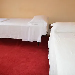 https://hostel-7-hills.it-romehotels.com